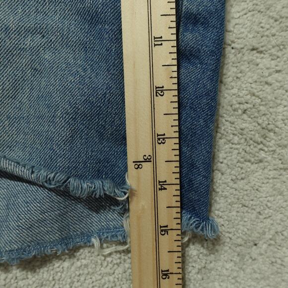 Old Navy Womens Slouchy Shorts High Rise Distressed Denim Raw Hem Blue Size 12 - Picture 8 of 8